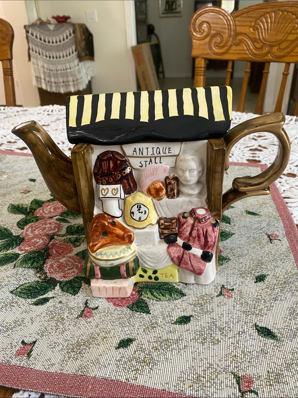 Teapot depicting an Antique Stall